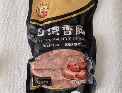 [Frozen] Taiwanese Pork Sausage 1LB (Black and white packaging sent randomly)